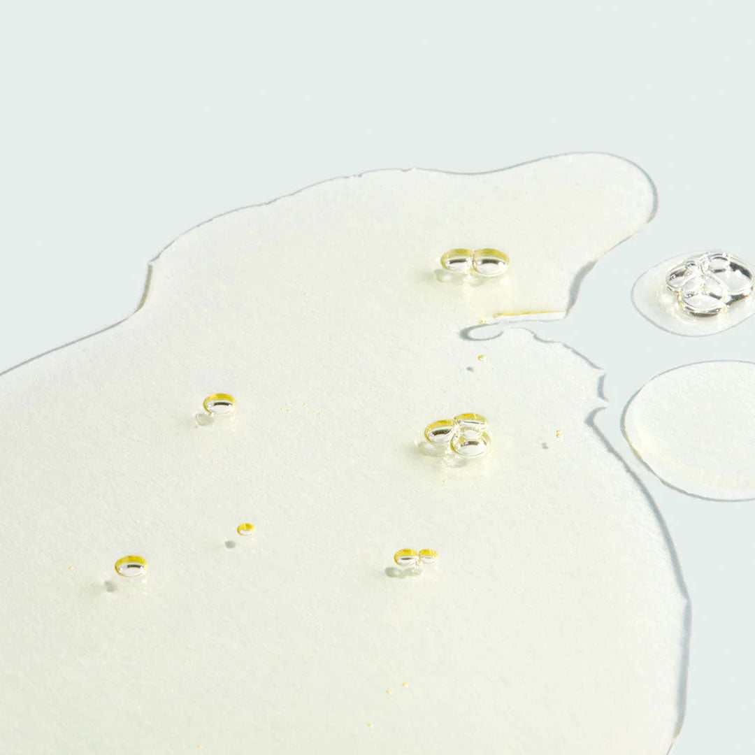 VITAL C Hydrating Facial Oil nourishing dull skin with argan and sea buckthorn oils